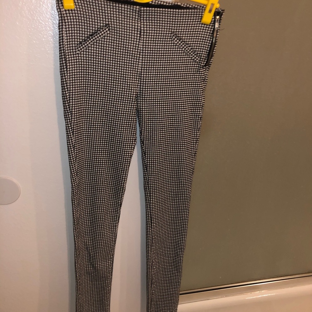 Plaid skinny pants